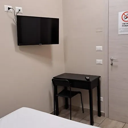 Leonum לינה וארוחת בוקר 3*