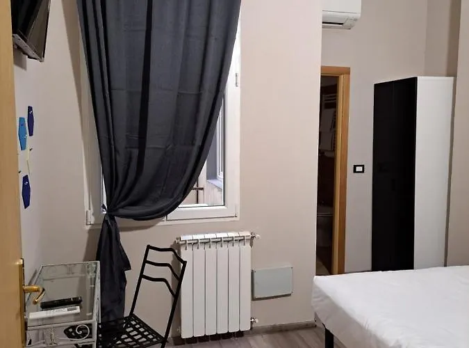 Leonum Oda ve Kahvaltı 3*