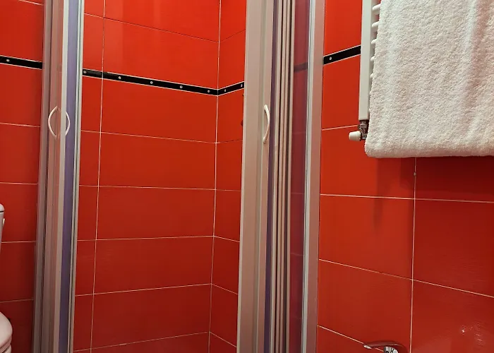 Oda ve Kahvaltı Leonum 3*